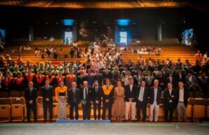El acto de clausura y la entrega de becas al alumnado de Campomar se llevó a cabo en el Teatro Auditorio de Roquetas de Mar El acto de clausura y la entrega de becas al alumnado de Campomar se llevó a cabo en el Teatro Auditorio de Roquetas de Mar