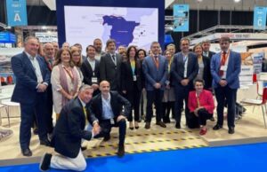 En la feria de Róterdam, el Puerto de Almería exhibe el potencial de su dársena comercial.