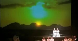 La representación de «El sueño de una noche de verano» en Roquetas de Mar congrega unas 800 personas Unas 800 personas asisten a la representación de ‘El sueño de una noche de verano’ en Roquetas de Mar