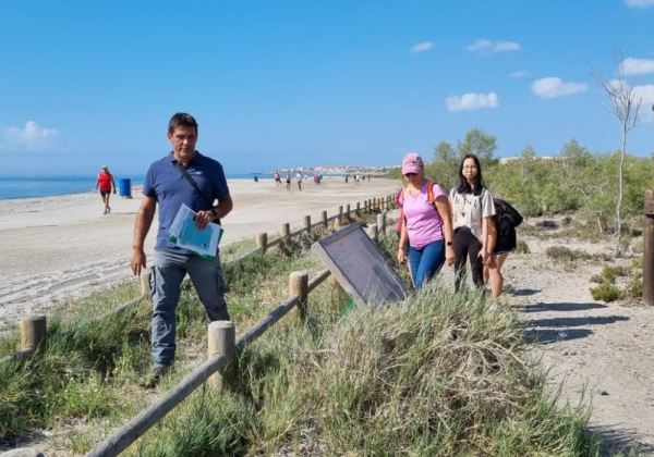 Roquetas de Mar participa en la campaña 1m2 contra la basuraleza, en la Ribera de La Algaida Roquetas de Mar se une a la campaña 1m2 contra la basuraleza con una actividad en la Ribera de La Algaida