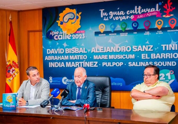 Durante julio y agosto, el programa «A pie de calle» en Roquetas de Mar ofrecerá más de 100 actividades Durante julio y agosto, el programa "A pie de calle" en Roquetas de Mar ofrecerá más de 100 actividades