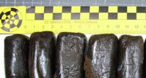 En El Centro Penitenciario El Acebuche, la Guardia Civil detiene a un individuo que intentaba introducir drogas del exterior En El Centro Penitenciario El Acebuche, la Guardia Civil detiene a un individuo que intentaba introducir drogas del exterior