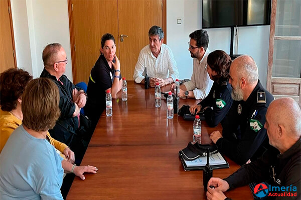 Adra actúa rápidamente con el Plan de Emergencias Municipal (PEM) tras el corte de luz nacional Adra activa su Plan de Emergencias Municipal tras el apagón eléctrico a nivel nacional.