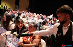 Cata de Vinos en el teatro auditorio con motivo de la Festividad en honor a San Marcos El Teatro Auditorio acoge una exclusiva cata de vinos como parte de los festejos de San Marcos