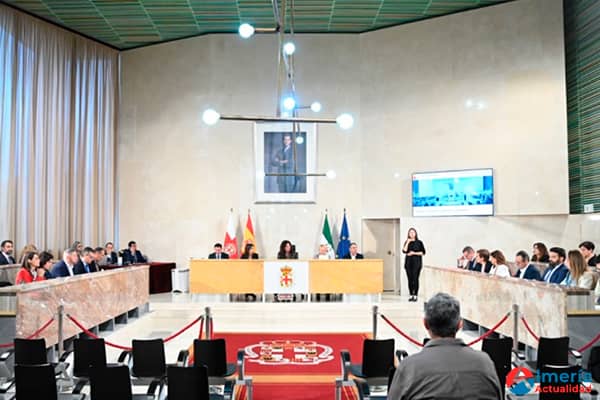Nuevas tasas para residuos y uso del vertedero municipal aprobadas por El Ayuntamiento de Almería