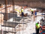 Inician en Almería XXI la edificación de 33 viviendas protegidas en alquiler en Nueva Andalucía Almería XXI comienza la construcción de 33 nuevas viviendas de protección oficial en régimen de alquiler
