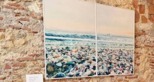 La Asociación Cultural Ronda, inauguró este jueves una exposición de pintura de la artista Luisa María Segura Requena titulada ‘Playeando’ La Asociación Ronda acoge 'Playeando', la nueva exposición pictórica de Luisa María Segura