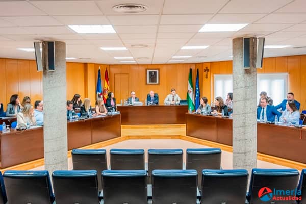 Roquetas de Mar se suma al Decreto-Ley 1/2025 de la Junta para impulsar la construcción de viviendas protegidas Roquetas de Mar se adhiere al nuevo Decreto-Ley andaluz para fomentar la vivienda protegida