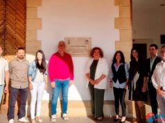 Terminadas las obras de renovación, el ayuntamiento de Huércal de Almería actualiza su casa consistorial y reforma el salón de plenos Ayuntamiento de Huércal de Almería tras las obras de renovación y reforma del salón de plenos