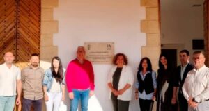 Terminadas las obras de renovación, el ayuntamiento de Huércal de Almería actualiza su casa consistorial y reforma el salón de plenos Ayuntamiento de Huércal de Almería tras las obras de renovación y reforma del salón de plenos