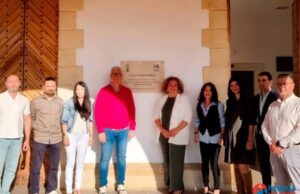 Terminadas las obras de renovación, el ayuntamiento de Huércal de Almería actualiza su casa consistorial y reforma el salón de plenos Ayuntamiento de Huércal de Almería tras las obras de renovación y reforma del salón de plenos