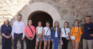 El Ayuntamiento de Carboneras y el IAJ transforman el Castillo de San Andrés en la sede de un Escape Room Aquí te presento tres titulares alternativos: "El Castillo de San Andrés de Carboneras se reinventa como innovador Escape Room gracias al IAJ