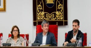 El Gobierno es instado por el Ayuntamiento de Adra a rebajar los Índices de Rendimiento Neto agrícola El Ayuntamiento de Adra exige al Gobierno la reducción de los Índices de Rendimiento Neto agrícola
