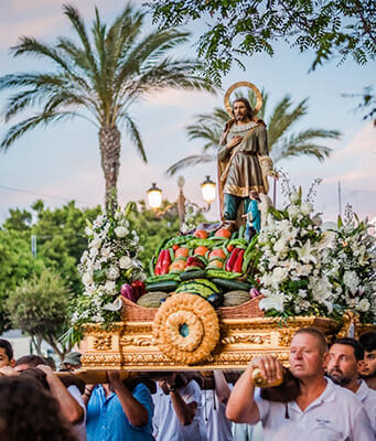 El próximo miércoles comienzan las fiestas de El Parador 2025 en honor a San Isidro Labrador con el tradicional chupinazo El tradicional chupinazo dará inicio el miércoles a las fiestas 2025 de El Parador en honor a San Isidro