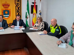 En La Mojonera, la Junta Local de Seguridad destaca la reducción de delitos y solicita aumentar la vigilancia en las fiestas patronales La Junta Local de Seguridad de La Mojonera celebra la bajada delictiva y reforzará la vigilancia en fiestas