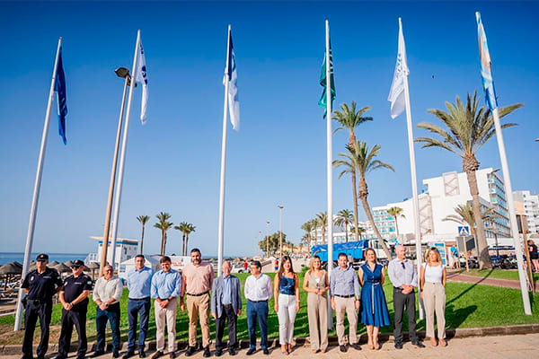 Seis playas de Roquetas de Mar lucirán este verano banderas azules y certificados de calidad Seis playas de Roquetas obtienen banderas azules y sellos de calidad para la temporada estival